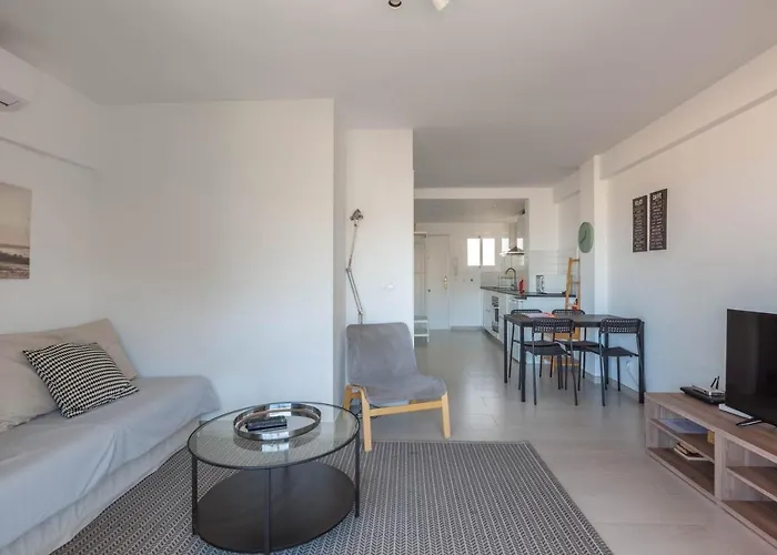 With Balcony By Costarentals - Ref 92 Appartement *