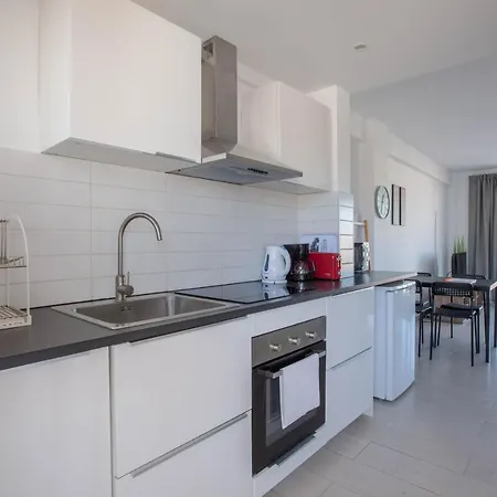 With Balcony In By Costarentals - Ref 92 Apartment
